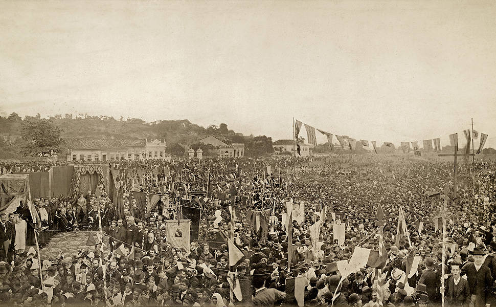 Missa campal celebrada no campo de São Cristóvão, em ação de graças pela abolição da escravatura no Brasil, no Rio de Janeiro, em 17 de maio de 1888