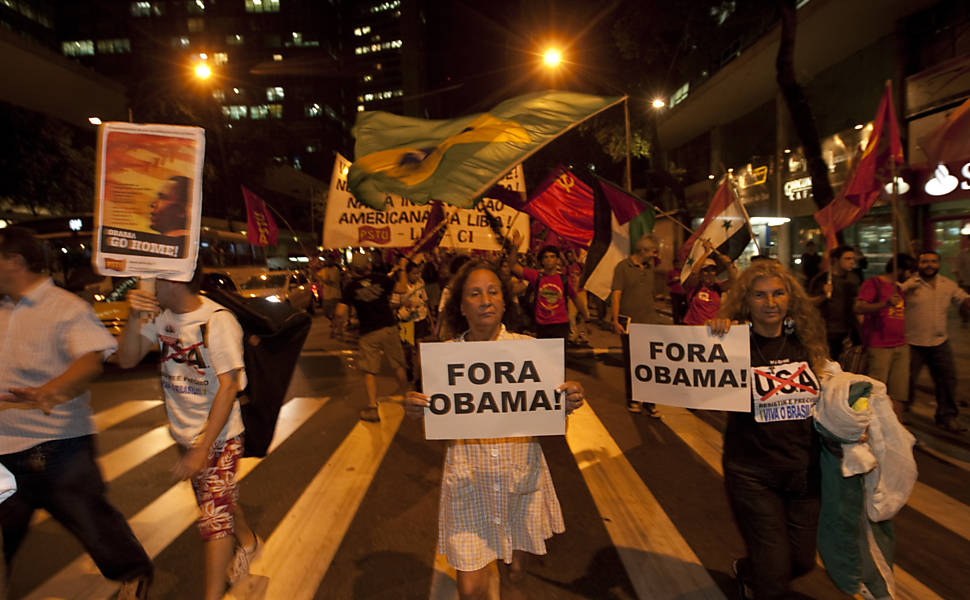 Manifestação contra visita de Obama