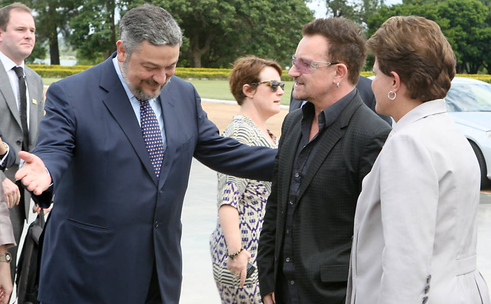 Dilma encontra U2