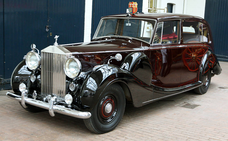 Carros que serão utilizados no casamento do príncipe William