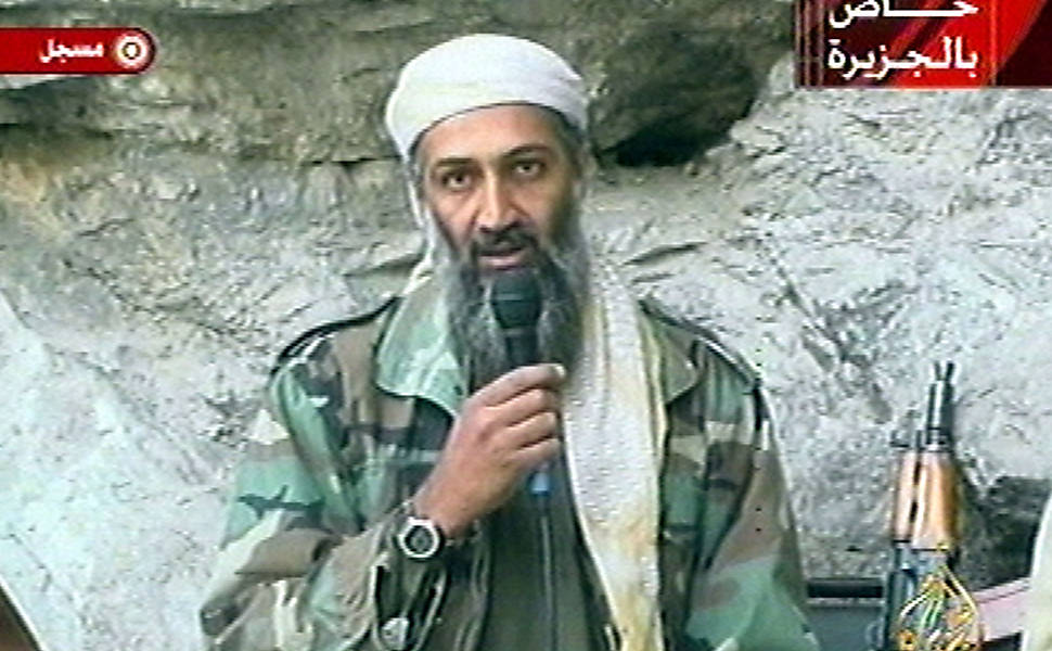 Vídeo de 7 de outubro de 2001 mostra Osama bin Laden durante transmissão da TV árabe <b>