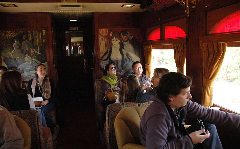 Interior do Napa Valley Train 