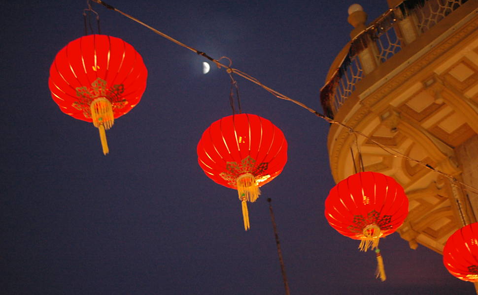 Lanternas em Chinatown, bairro chinês de San Francisco 