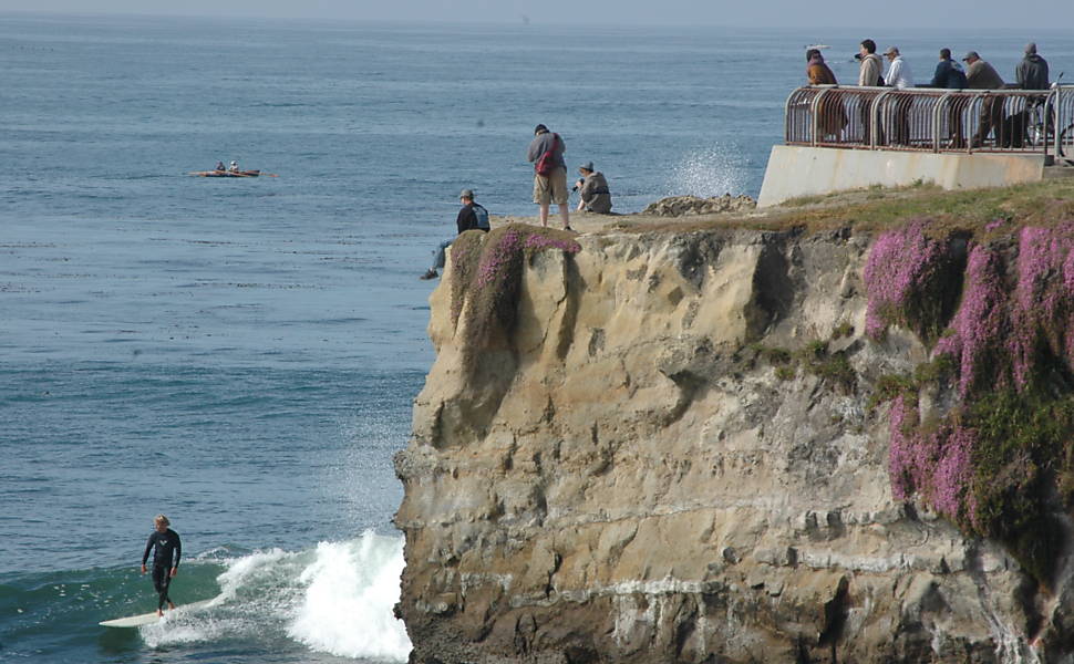 Surfe em Santa Cruz, na costa californiana 
