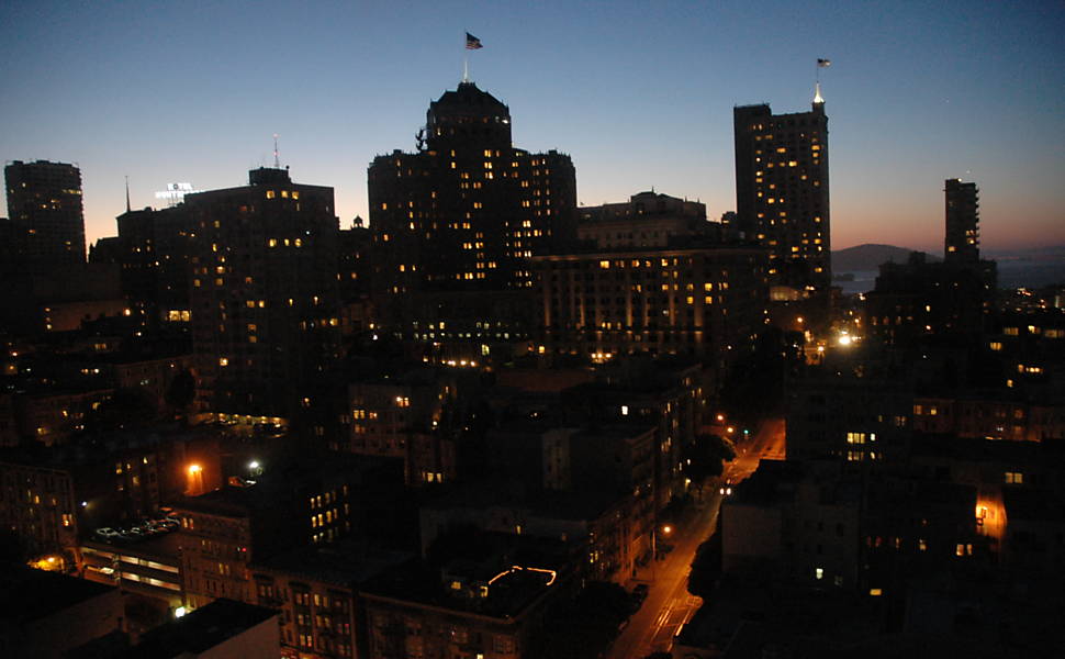 Vista noturna a partir do hotel San Francisco Marriott Union Square 