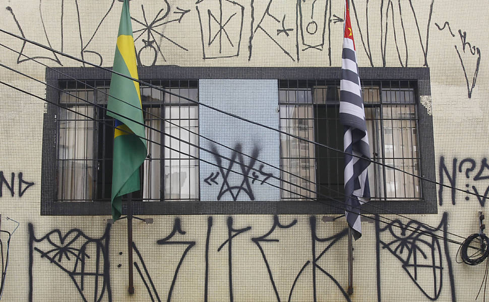 Falta de acessibilidade no fórum da Lapa (SP)