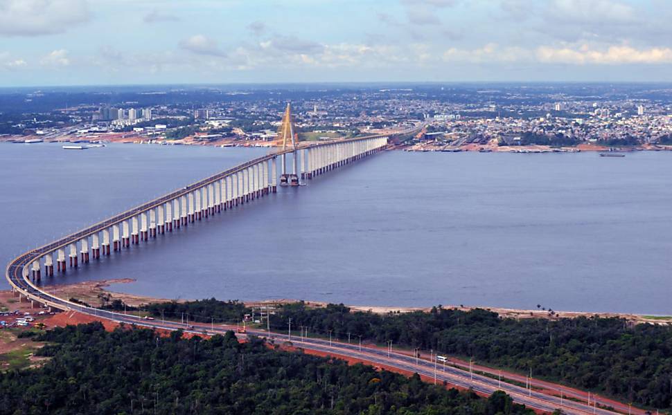 Ponte do Rio Negro