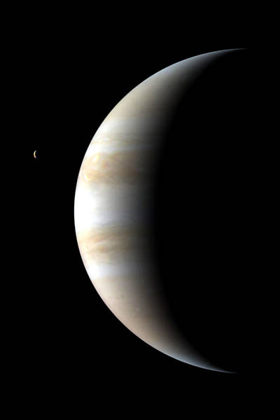 Imagem mostra a lua Europa; os cientistas acreditam que ela tenha um oceano aquático subterrâneo aquecido <a href='http://www1.folha.uol.com.br/bbc/1011422-estudo-identifica-planetas-com-mais-chance-de-abrigar-vida-extraterrestre.shtml'>Leia Mais</a>