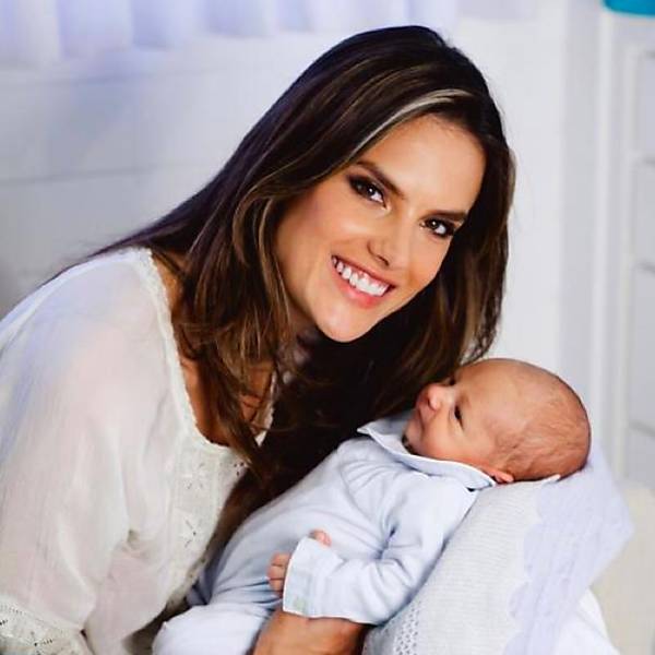 Alessandra Ambrósio com Noah