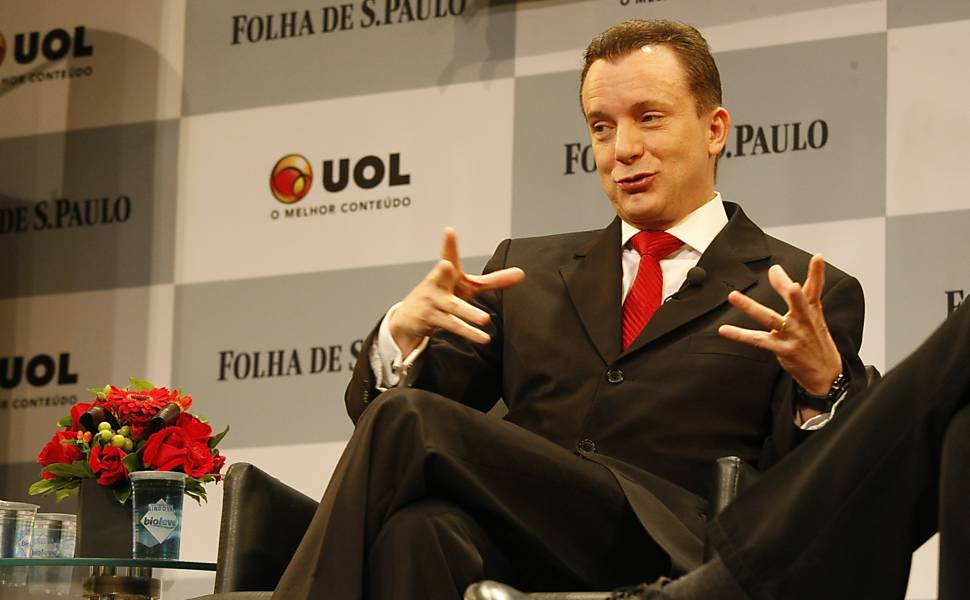 Celso Russumano em sabatina realizada pela Folha em 2010 quando ele foi candidato a governador de São Paulo pelo PP