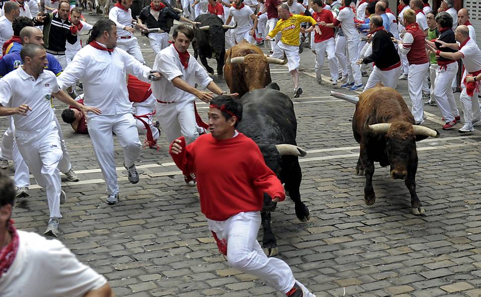 Celebrações e protestos: corrida de touros em Espanha não é consensual -  SIC Notícias