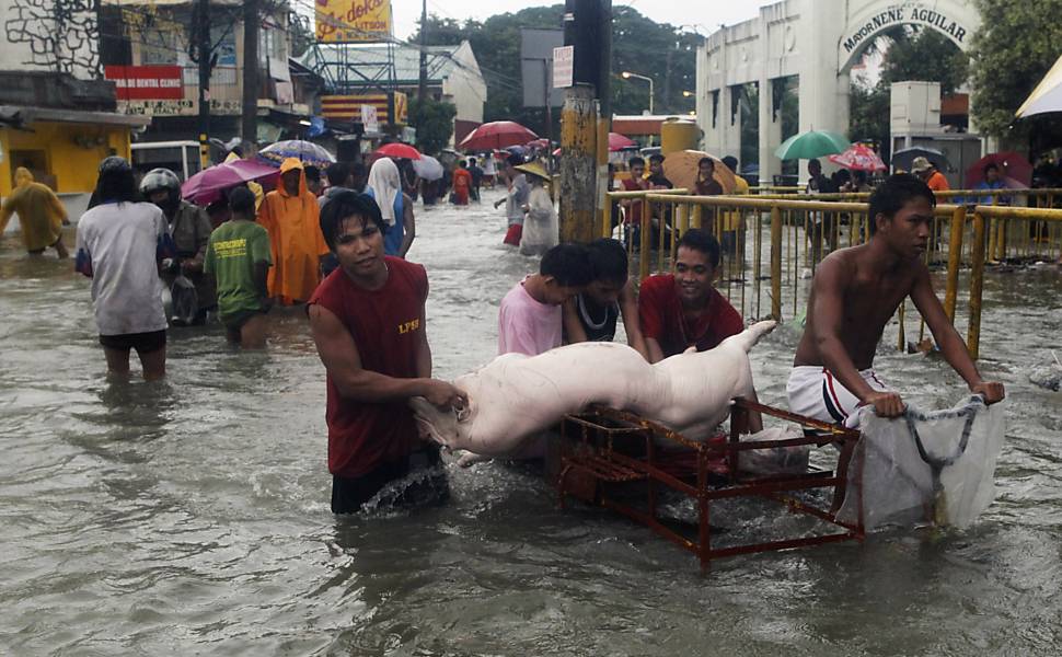 Tempestade deixa desabrigados nas Filipinas
