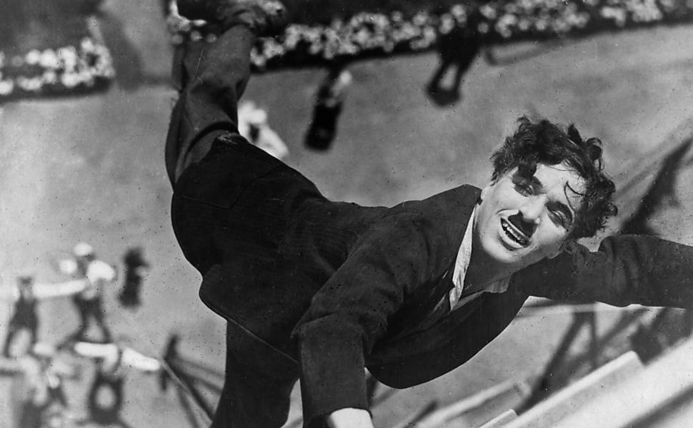 Chaplin em cena de "O Garoto"