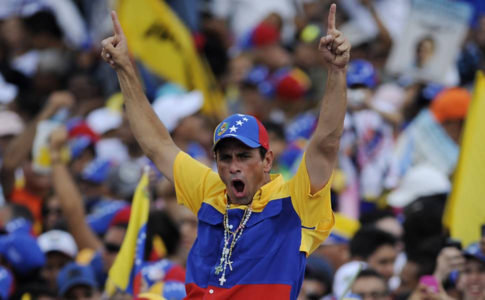 Comício de Henrique Capriles