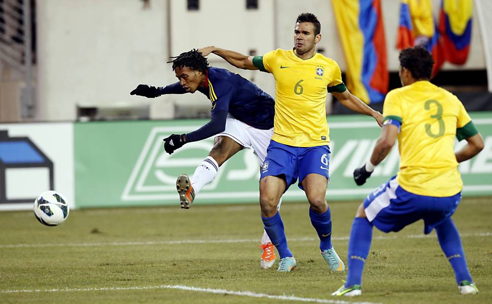 Brasil x Colômbia Esporte Fotografia Folha de S Paulo