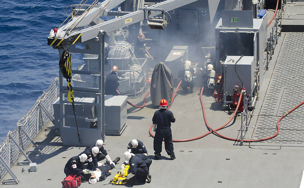 Marinha, Exército e Aeronáutica participam da operação Atlântico III, em que simulam ataques 