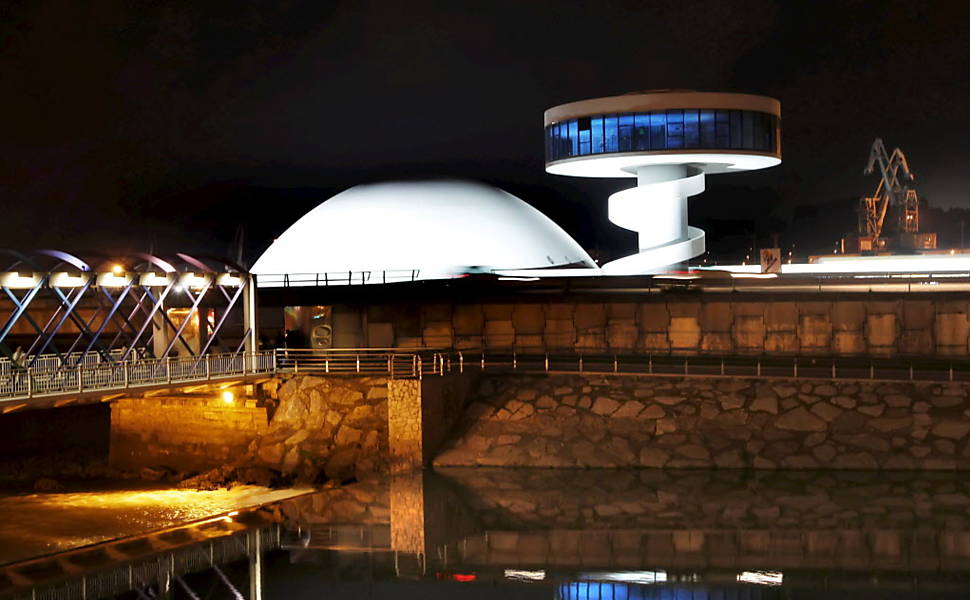 Obras internacionais de Oscar Niemeyer
