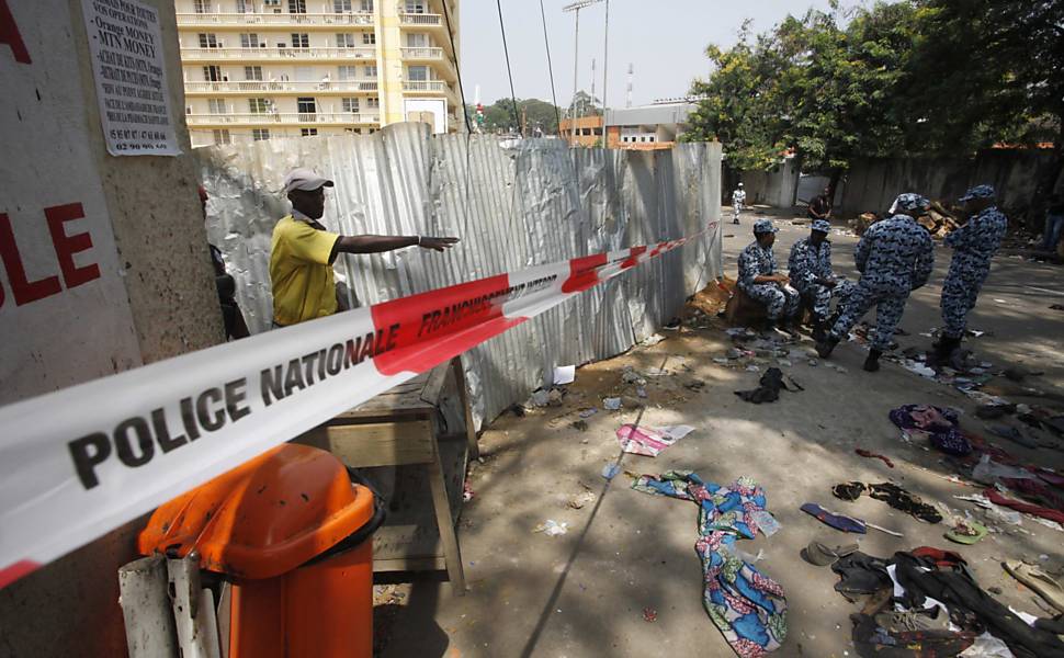 Tumulto na Costa do Marfim