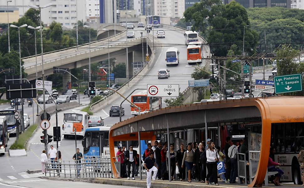 Greve do transporte - 02/10/2018 - Cotidiano - Fotografia - Folha de S