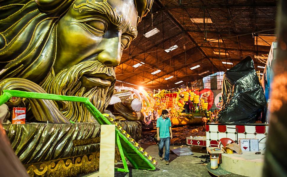 Preparativos para o carnaval - Mancha Verde