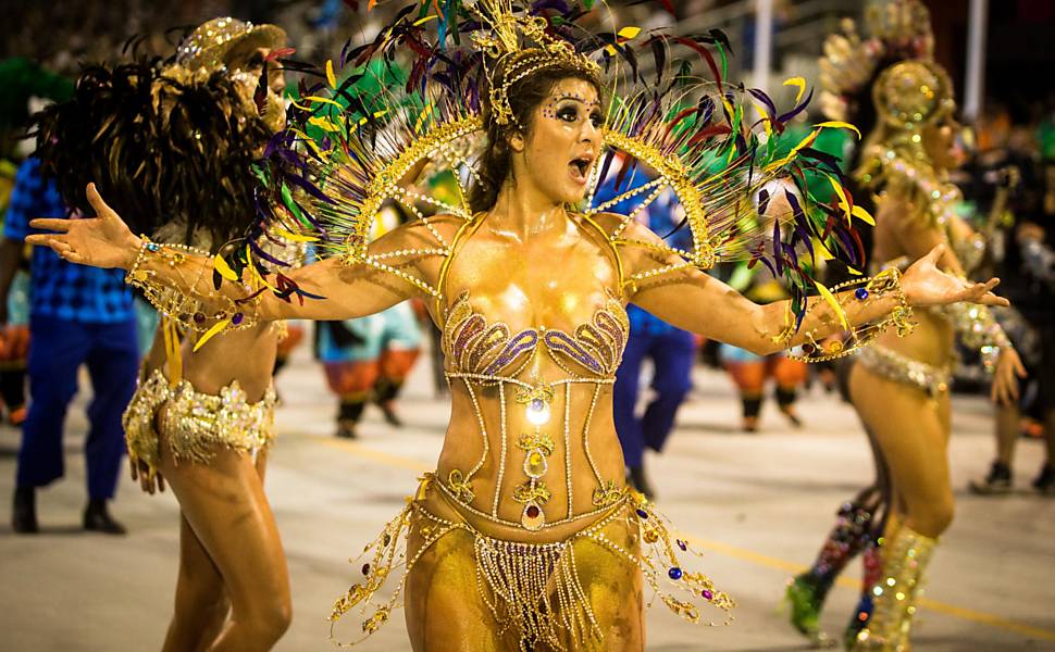 Алей карнавал. Карнавал в Бразилии. Бразильский карнавал 2000. Карнавал в Бразилии без костюмов.