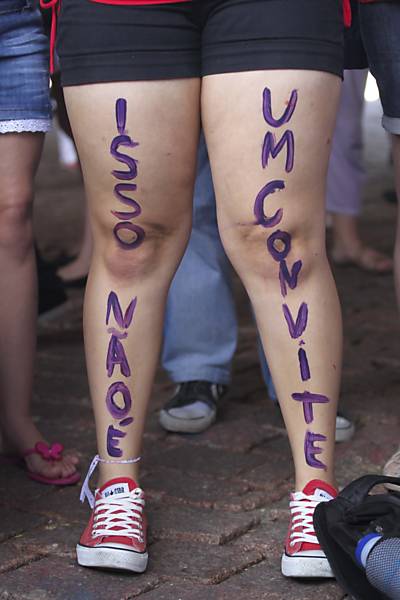 Protesto contra a violência à mulher