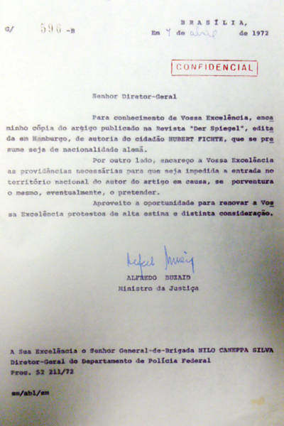 Determinação para impedir entrada no Brasil de jornalista da revista alemã "Der Spiegel" 