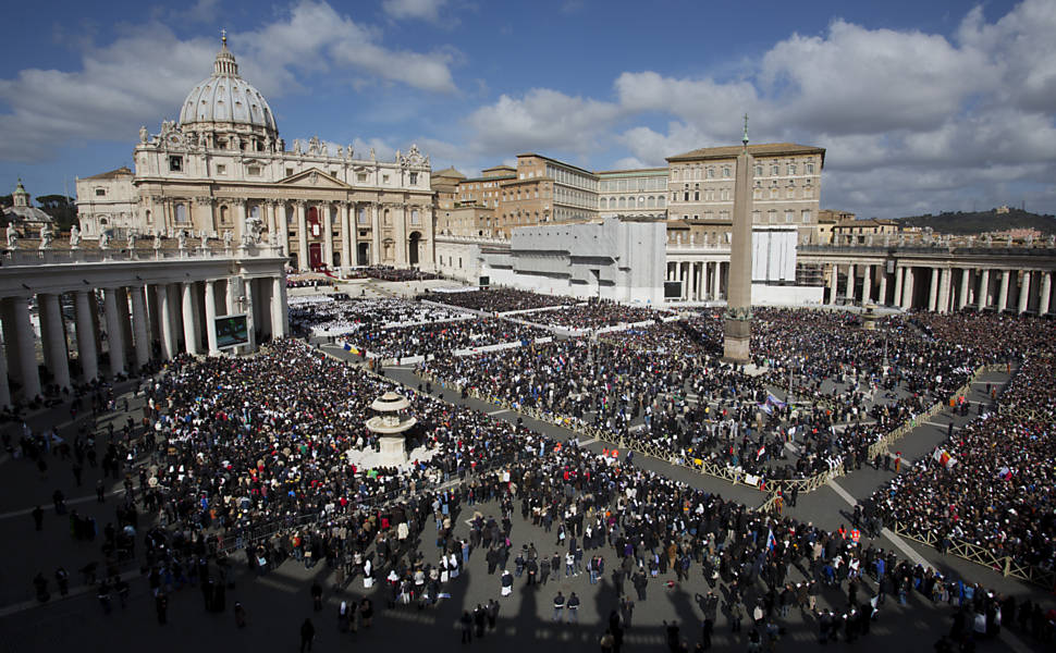 Papa Francisco celebra missa inaugural