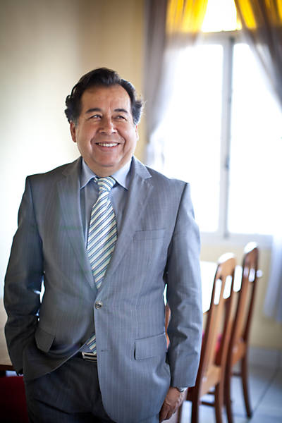 Jaime Almanza, cônsul-geral da Bolívia em SP