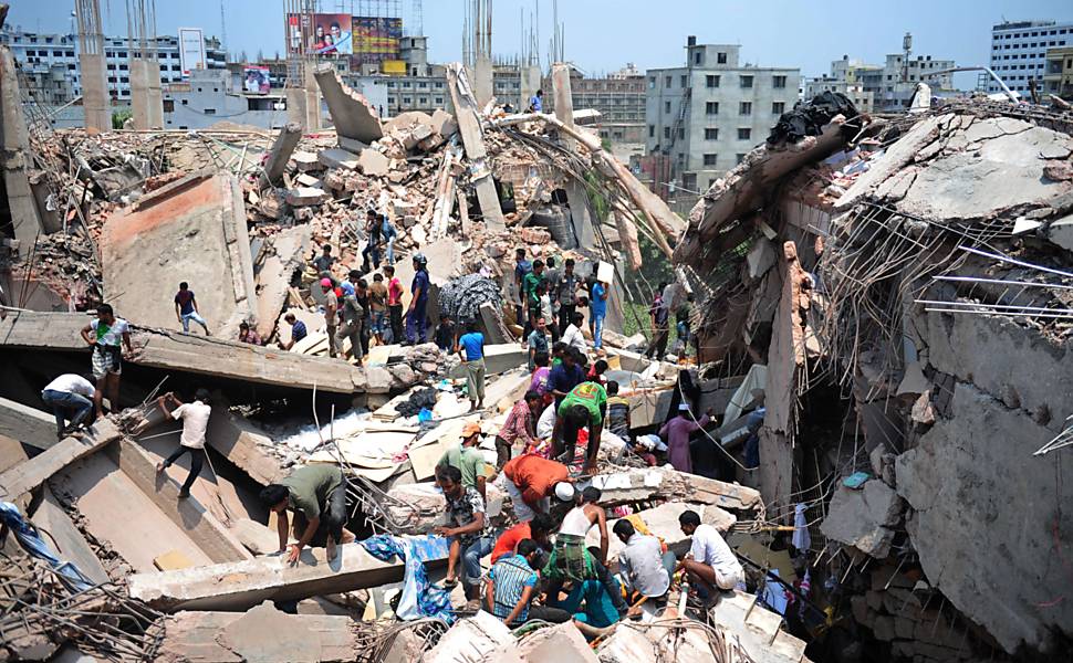 Desabamento de prédio em Bangladesh
