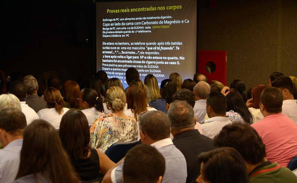 Público presente no dia 8, no Tribunal do Júri, assistiu as declarações do médico-legista Badan Palhares