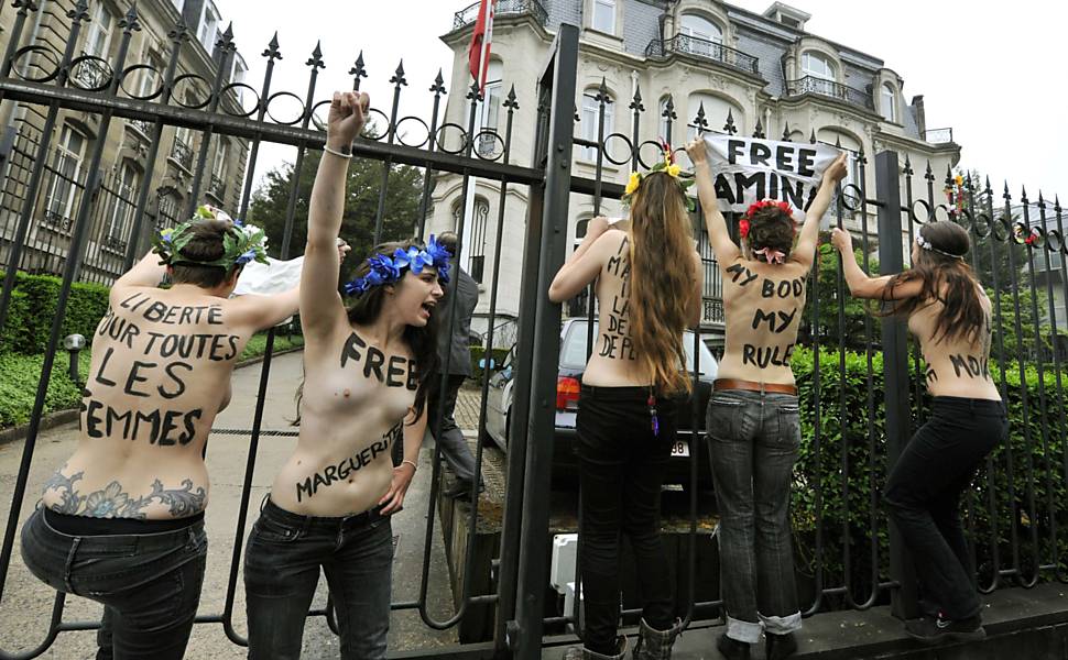 Protesto do Femen em Bruxelas