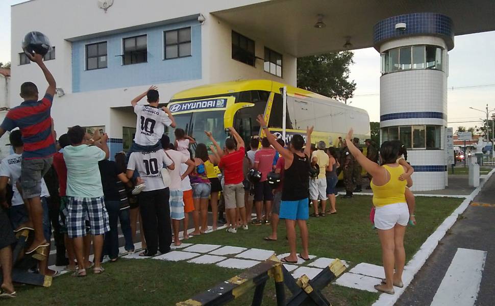 Torcida recebe seleção brasileira em Fortaleza