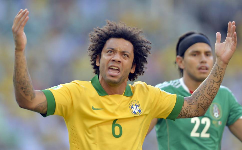 O lateral esquerdo Marcelo (Real Madrid), 25, foi o atleta com a maior média de passes errados da seleção. No entanto, destacou-se por lançamentos certeiros que resultaram em gols do Brasil.