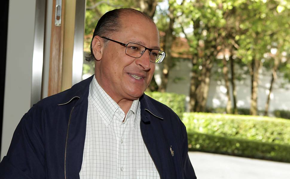 Alckmin vai a almoço em homenagem a Romero Britto