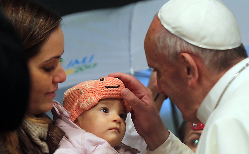 Papa visita hospital no Rio de Janeiro