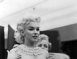 Documentário mostra fotos de Marilyn Monroe no necrotério que foram  escondidas por anos - Estereosom FM