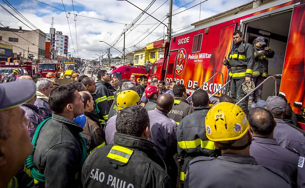 Bombeiros 55 horas