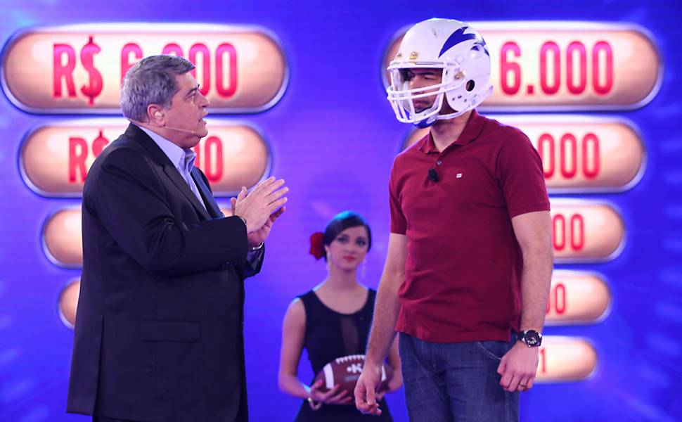 José Luiz Datena na nova temporada do 'Quem Fica em Pé?' da Band