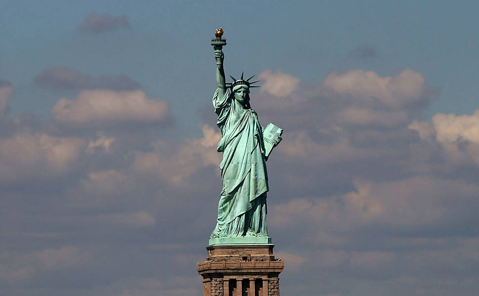 Estátua da Liberdade, em Nova York, fechada para visitação nesta terça-feira (1º) 