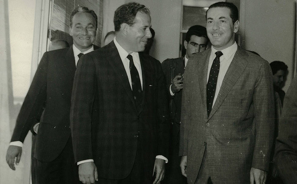João Goulart (centro) e Leonel Brizola (dir.), em 1963