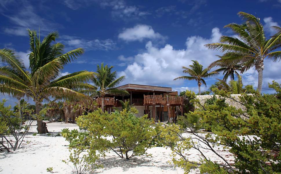 Hotel idealizado por Marlon Brando na Polinésia Francesa
