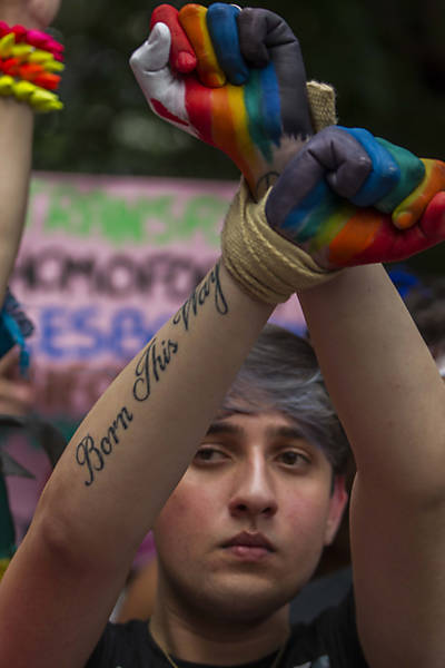 Em SP, grupo pede apuração da morte do jovem gay Kaique; polícia diz que foi suicídio