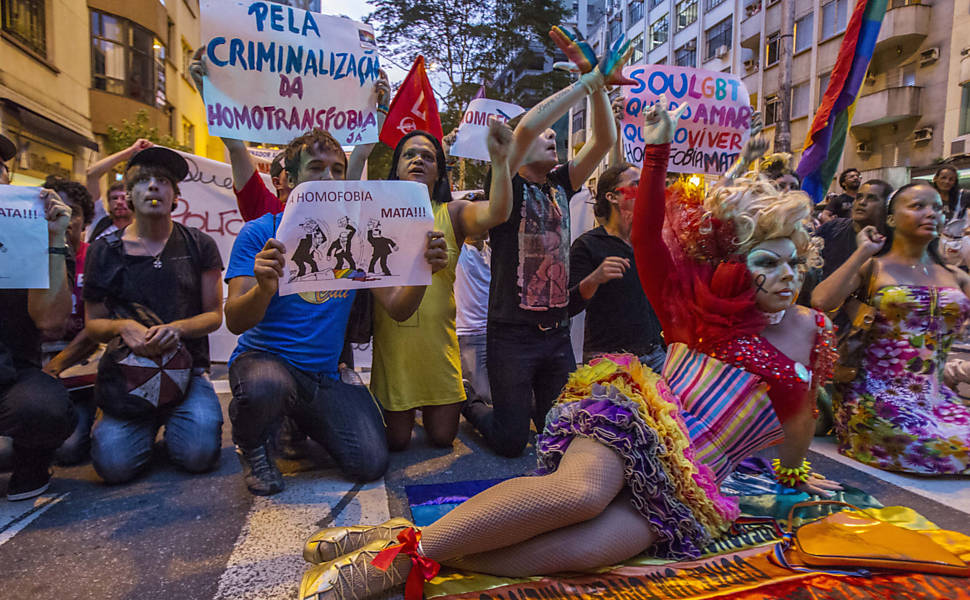 Em SP, grupo pede apuração da morte do jovem gay Kaique; polícia diz que foi suicídio