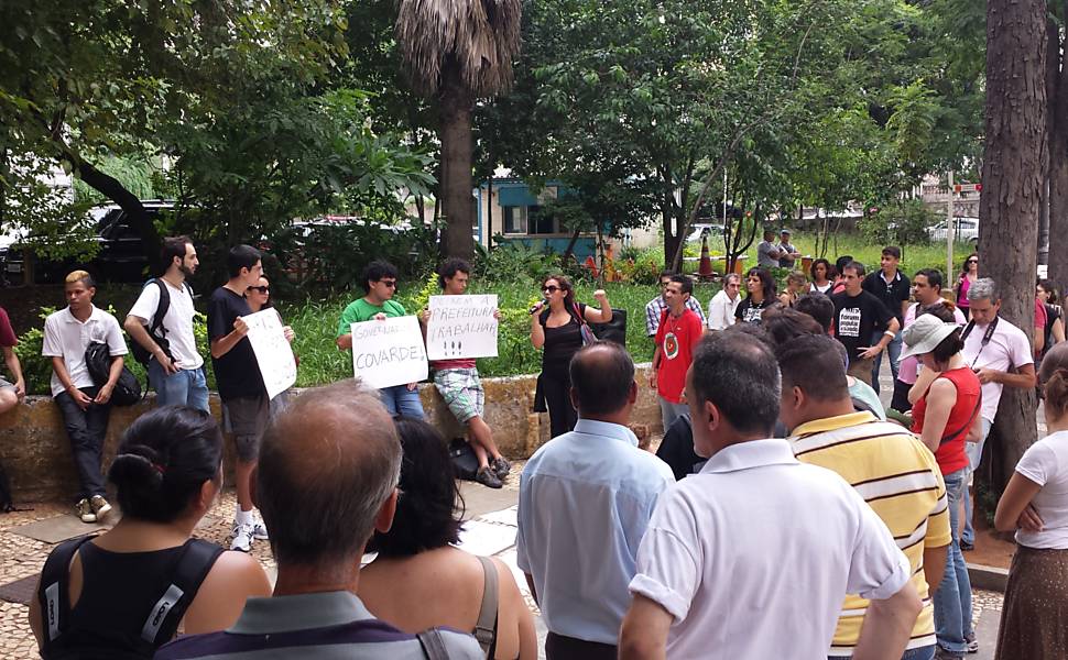 Protesto contra operação policial na cracolândia