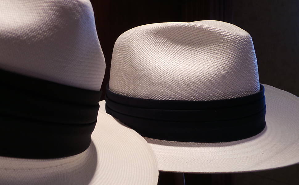 Confecção de chapéu-panamá em Cuenca