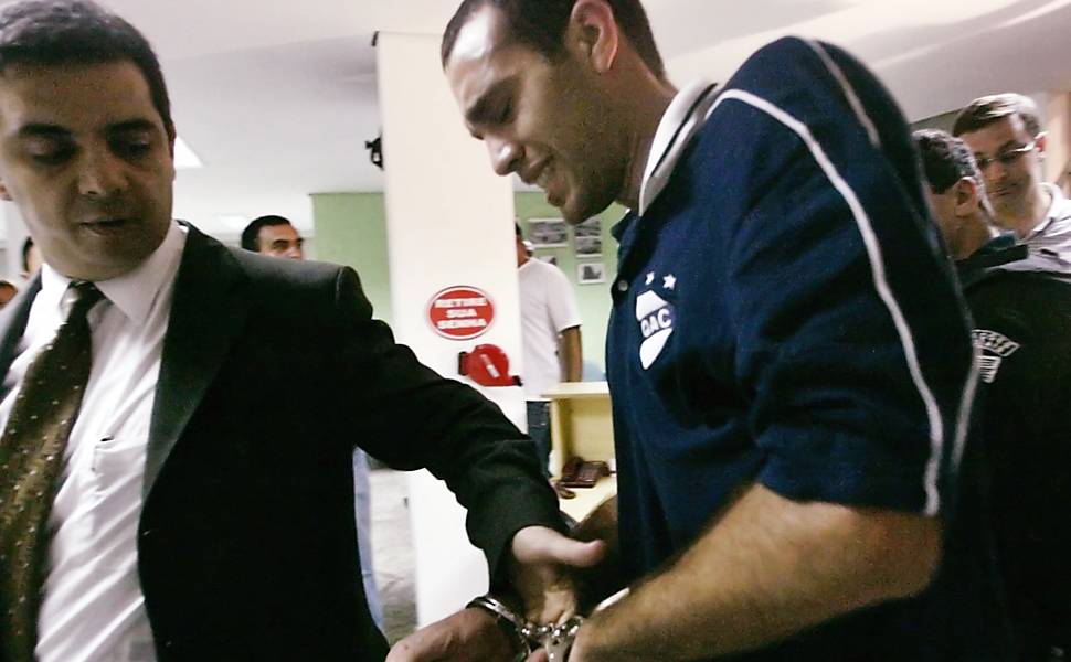 O zagueiro argentino Desábato, que xingou o atacante Grafite, em 2005