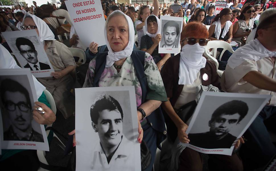 O ato acontece em frente ao 36º DP, sede do antigo DOI-Codi, um dos principais centros de repressão e tortura da ditadura