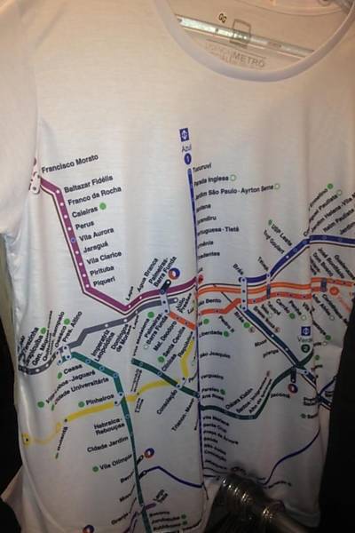Camisas do metrô do mundo