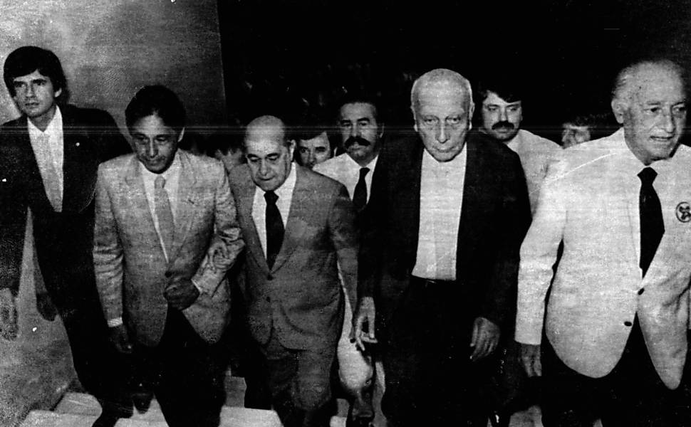 Votação da emenda Dante de Oliveira no Congresso